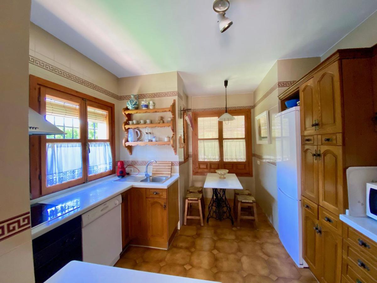 Precioso En Junto Al Mar Con Garage Privado Holiday home Almunecar